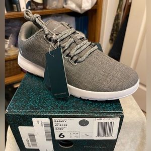 Emu wool tennis shoes
